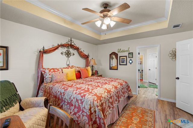 1425 Moccasin Bend Road, Gatesville, TX 76528