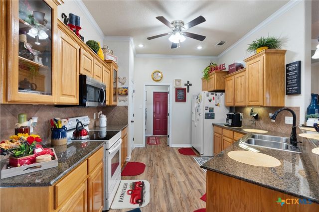 1425 Moccasin Bend Road, Gatesville, TX 76528