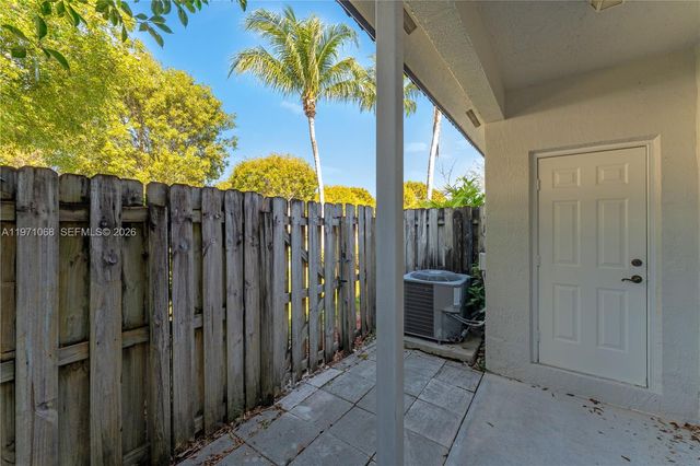 2245 SE 25th Ave 2245, Homestead, FL 33035