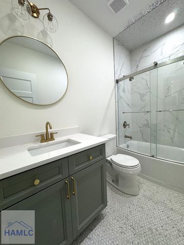 243 Charlton Street, Jesup, GA 31545