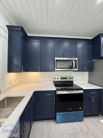 243 Charlton Street, Jesup, GA 31545