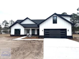 243 Charlton Street, Jesup, GA 31545