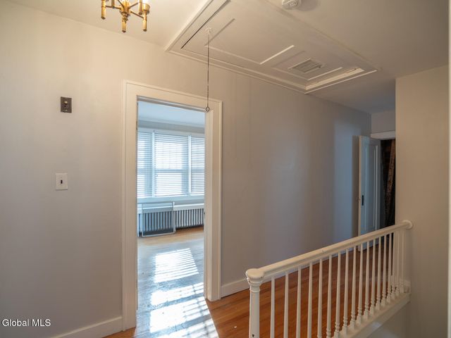 1 McLeod Road, Troy, NY 12180