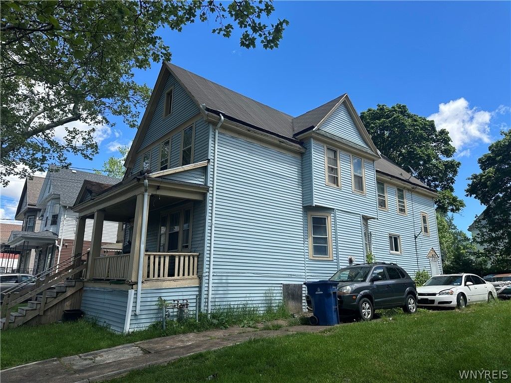 27 Moselle Street, Buffalo, NY 14211
