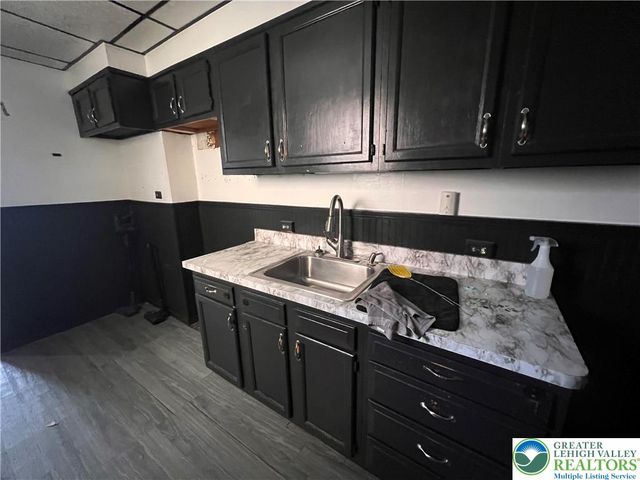 422 North Fulton Street, Allentown City, PA 18102