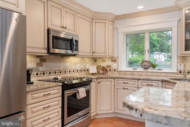 508 WALNUT DR, Riva, MD 21140