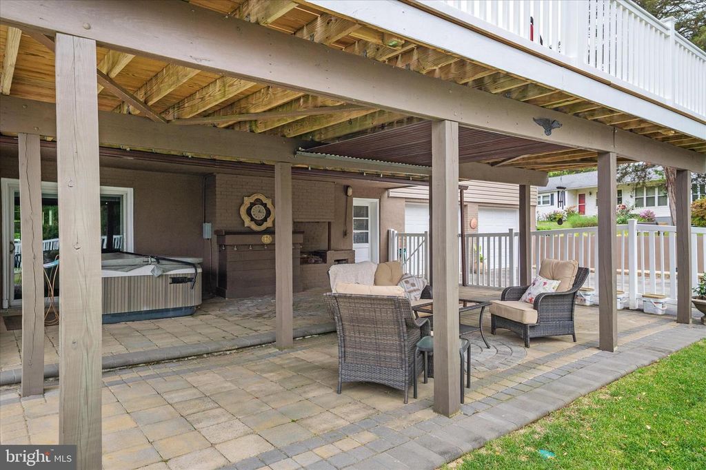 Image 38 of property listing at 508 WALNUT DR, Riva, MD 21140