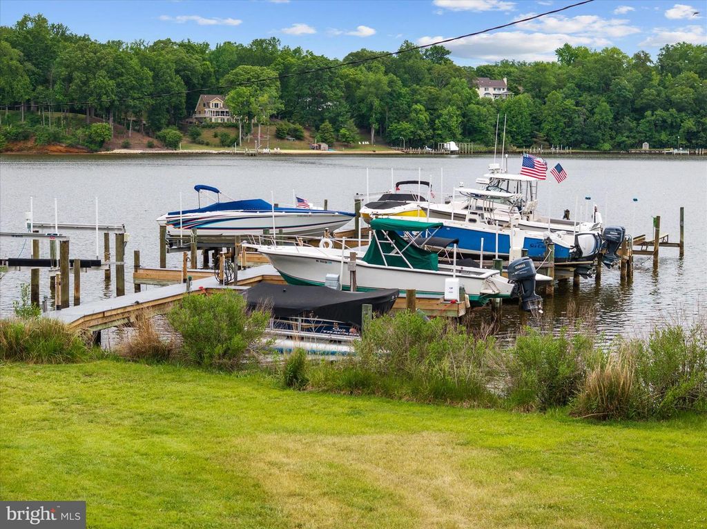 Image 52 of property listing at 508 WALNUT DR, Riva, MD 21140