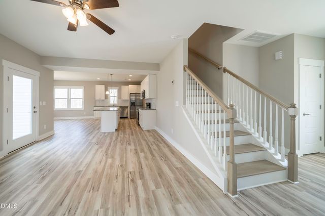 918 N Bickett Boulevard, Louisburg, NC 27549