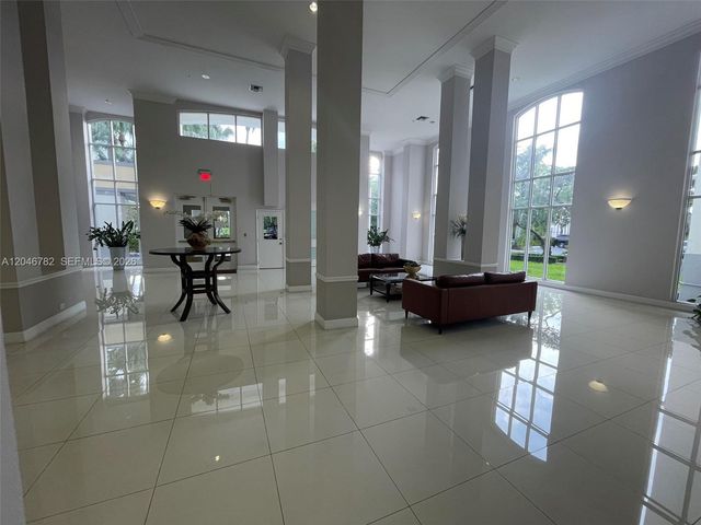 9725 NW 52nd St 210, Doral, FL 33178