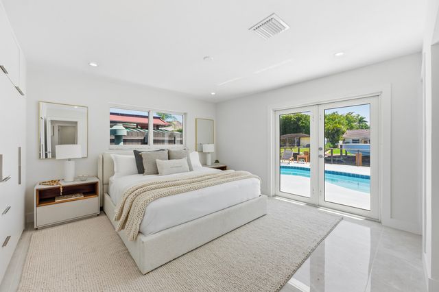 2280 SE 10th Court, Pompano Beach, FL 33062