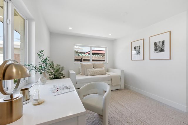 2280 SE 10th Court, Pompano Beach, FL 33062