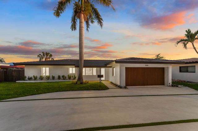 2280 SE 10th Court, Pompano Beach, FL 33062