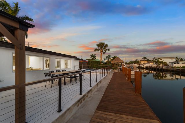 2280 SE 10th Court, Pompano Beach, FL 33062