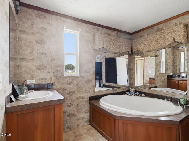 175 & 179 Emerson Lane, Smithfield, NC 27577