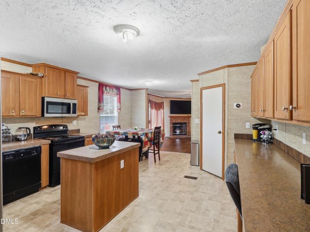 175 & 179 Emerson Lane, Smithfield, NC 27577