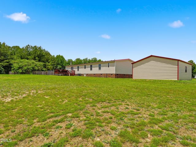 175 & 179 Emerson Lane, Smithfield, NC 27577