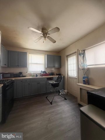 82 HARTLEY RD, Lansdowne, PA 19050