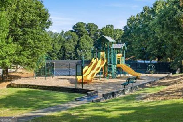 867 Blue Heather Court, Lawrenceville, GA 30045