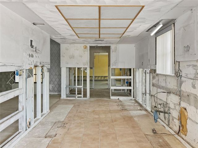 750 115TH AVENUE, Treasure Island, FL 33706