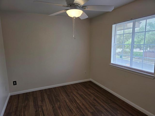 3308 Elija ST B, Austin, TX 78745