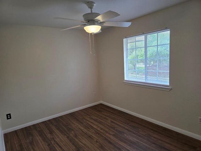 3308 Elija ST B, Austin, TX 78745