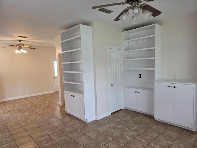 3308 Elija ST B, Austin, TX 78745