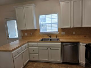 3308 Elija ST B, Austin, TX 78745