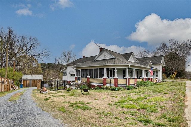 303 Coleridge Road, Ramseur, NC 27316