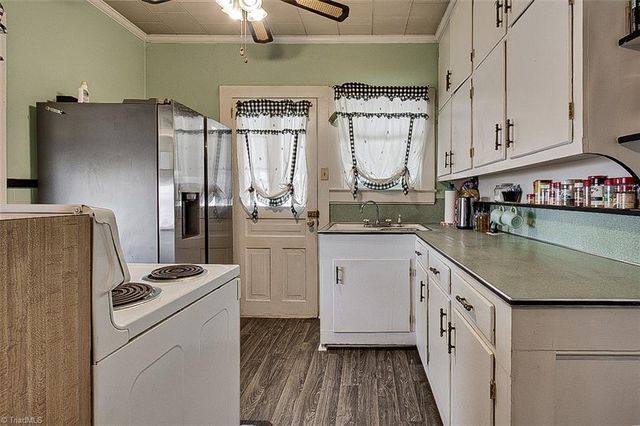 303 Coleridge Road, Ramseur, NC 27316