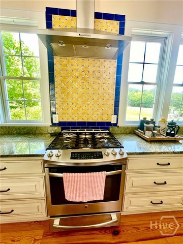 156 Lake Oglethorpe Drive, Arnoldsville, GA 30619