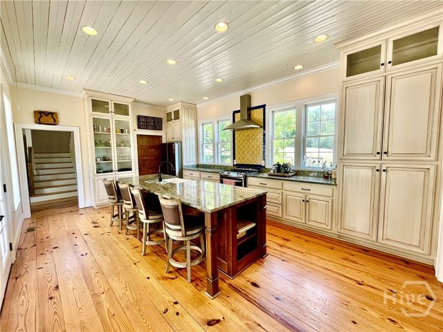 156 Lake Oglethorpe Drive, Arnoldsville, GA 30619