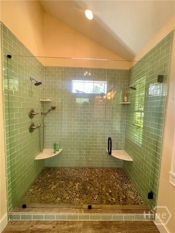 156 Lake Oglethorpe Drive, Arnoldsville, GA 30619