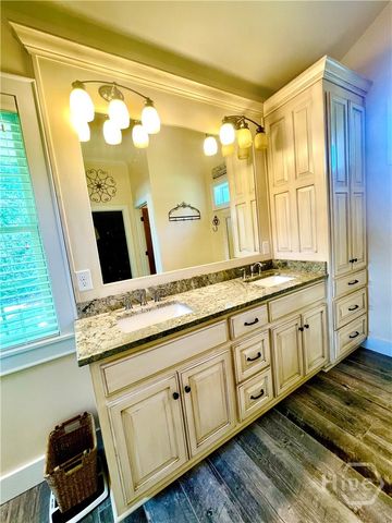 156 Lake Oglethorpe Drive, Arnoldsville, GA 30619