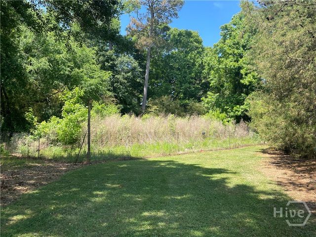 156 Lake Oglethorpe Drive, Arnoldsville, GA 30619
