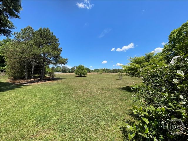 156 Lake Oglethorpe Drive, Arnoldsville, GA 30619
