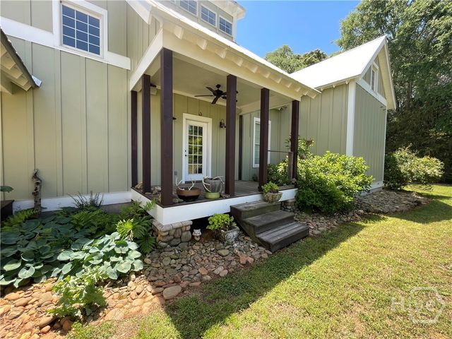 156 Lake Oglethorpe Drive, Arnoldsville, GA 30619