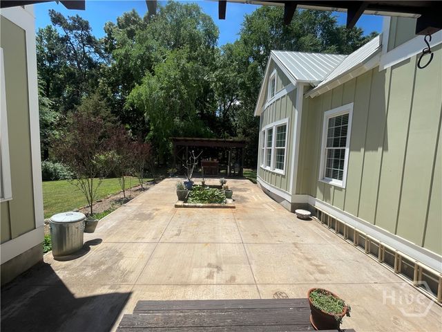 156 Lake Oglethorpe Drive, Arnoldsville, GA 30619