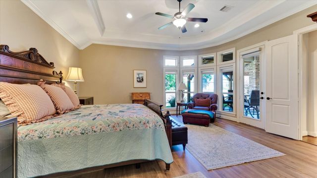 2126 Graystone Hills Drive, Conroe, TX 77304