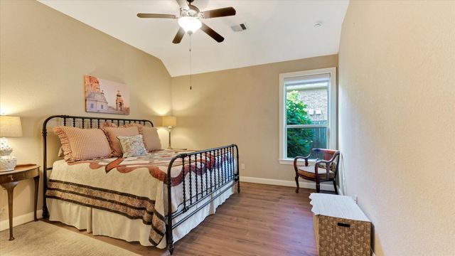 2126 Graystone Hills Drive, Conroe, TX 77304