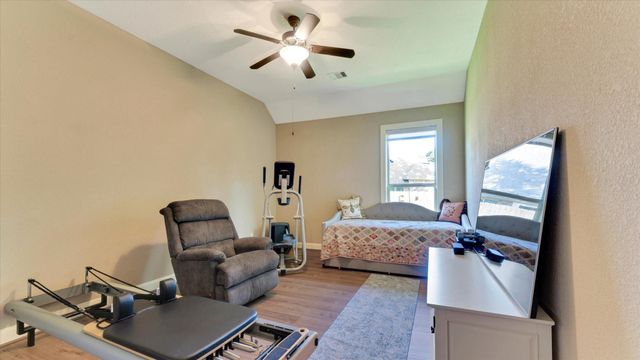 2126 Graystone Hills Drive, Conroe, TX 77304