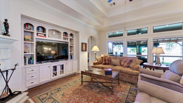 2126 Graystone Hills Drive, Conroe, TX 77304