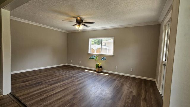 155 Lake Avenue, Ringgold, GA 30736