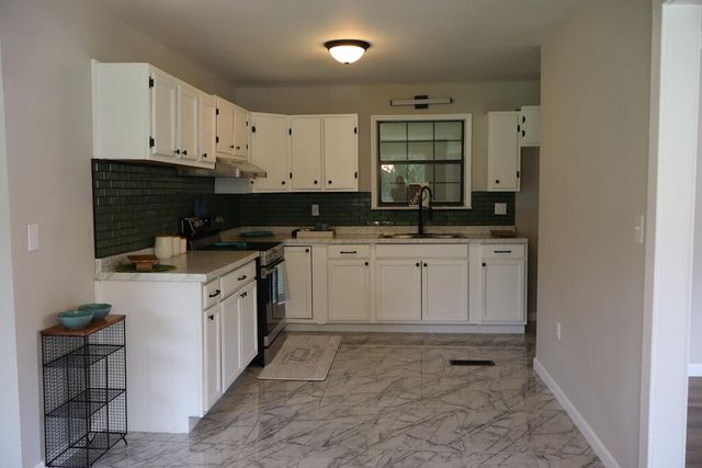 155 Lake Avenue, Ringgold, GA 30736