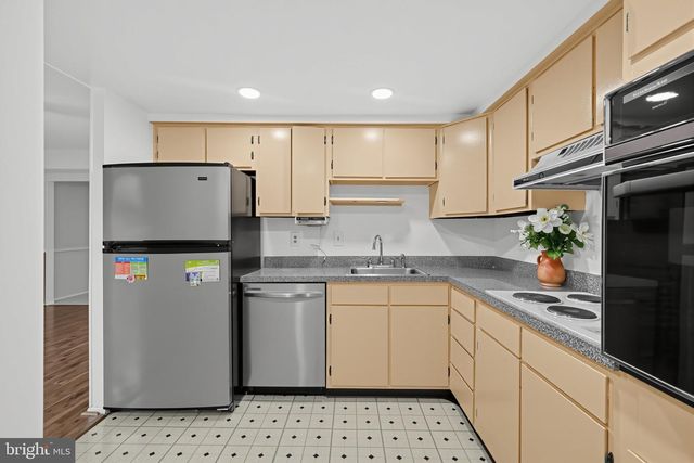 1707 GUNWOOD PL, Crofton, MD 21114