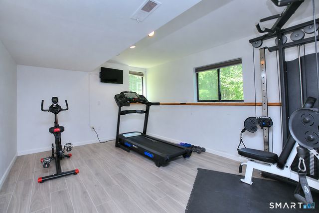21 Hearthstone Drive 21, Brookfield, CT 06804