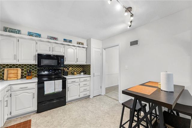 507 London Way, Belton, MO 64012