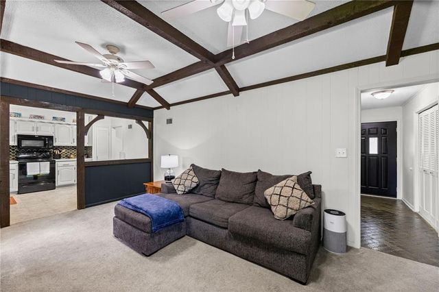 507 London Way, Belton, MO 64012