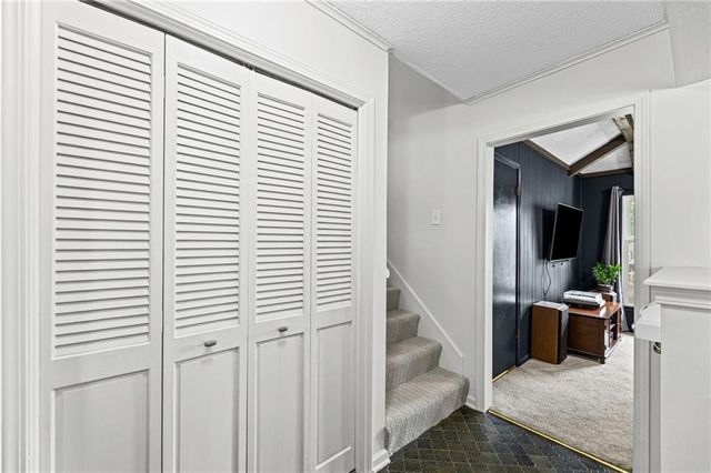 507 London Way, Belton, MO 64012