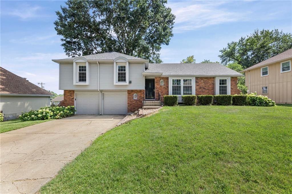 507 London Way, Belton, MO 64012